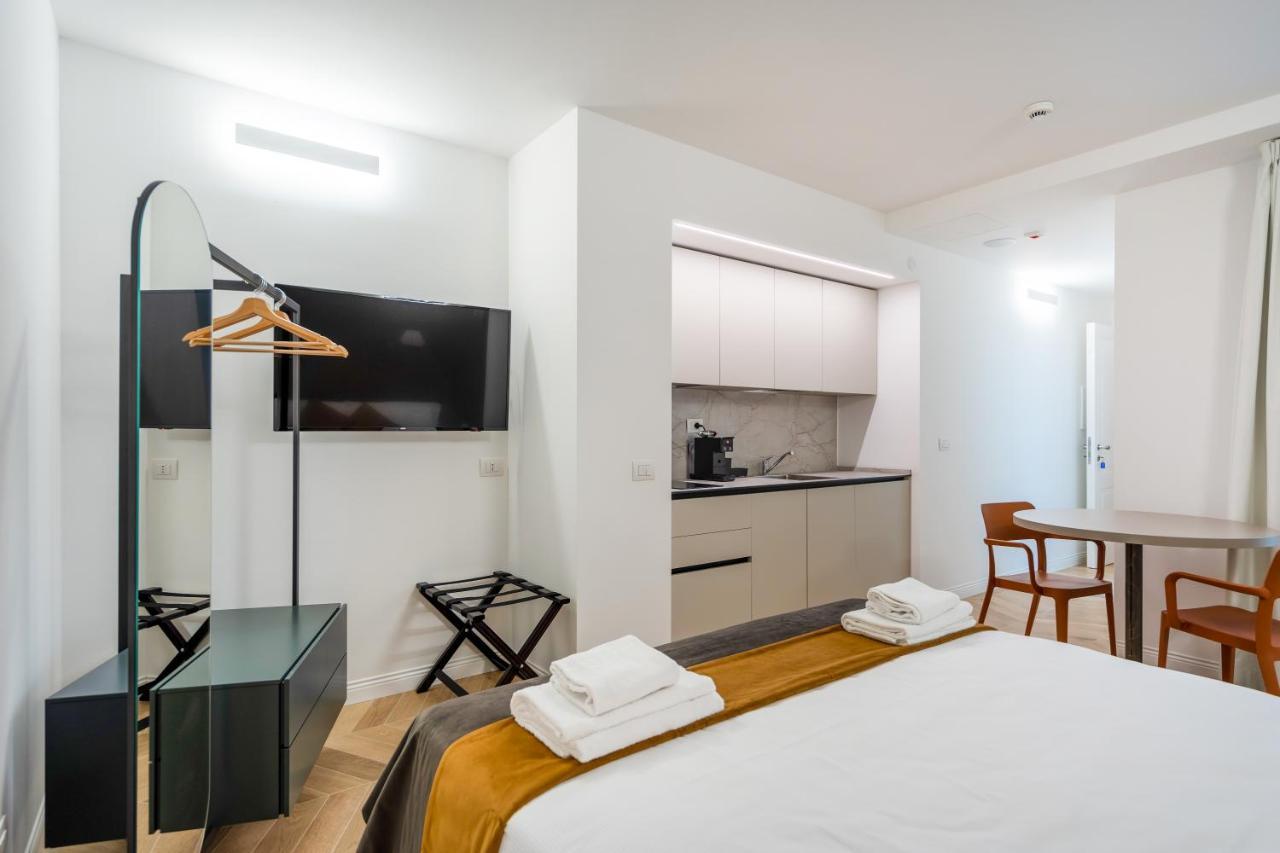 Domo Premium Apartments - Trieste Mazzini Zewnętrze zdjęcie